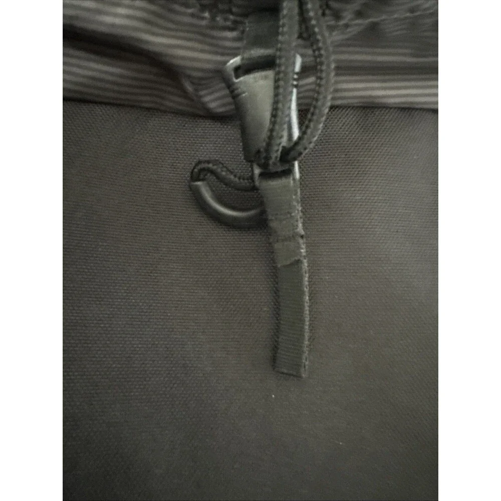 Herschel Supply Co Backpack Retreat Sling Bag 5L Black Nylon Strap Leather Trim